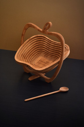 Фруктовница из бамбука «Яблоко»