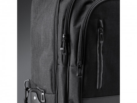 Рюкзак на колесиках GARNES, черный