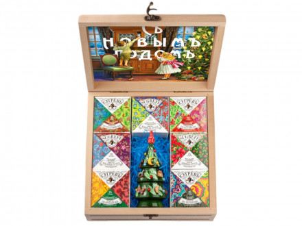 Подарочный набор Народы России с чаем и вареньем в деревянной шкатулке без лого