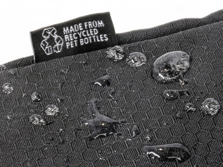 Легкий складывающийся рюкзак-мессенджер Venturer Eco, черный