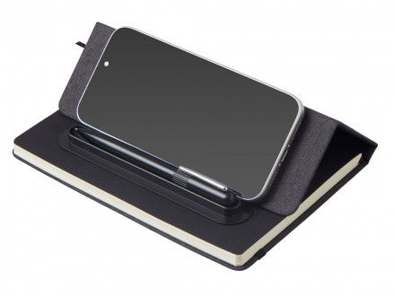 Набор блокнот А5 с магнитным держателем для ручки и подставкой для телефона и металлической шариковой ручкой NotaBene, черный