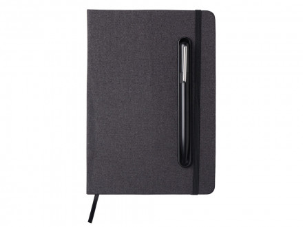 Набор блокнот А5 с магнитным держателем для ручки и подставкой для телефона и металлической шариковой ручкой NotaBene, черный