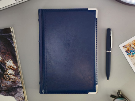 Ежедневник А5 полудатированный Boss, синий