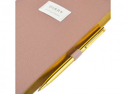 Ежедневник недатированный А5 Morandi. Пыльная роза с нашивкой, пыльно-розовый