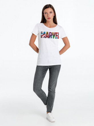 Футболка женская Marvel Avengers, белая