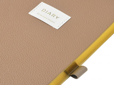 Ежедневник недатированный А5 Total beige с нашивкой, бежевый