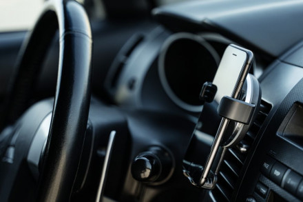 Держатель для телефона Buddy Holdy Wireless, с беспроводной зарядкой