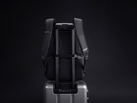 Водостойкий антикражный рюкзак Clickpack для ноутбука 15.6, черный