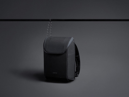 Водостойкий антикражный рюкзак Clickpack для ноутбука 15.6, черный