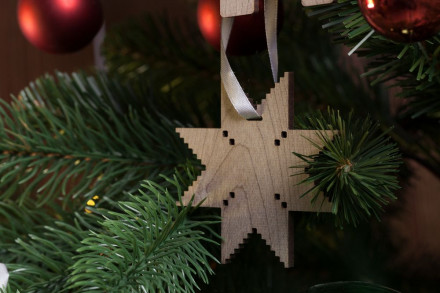 Деревянная подвеска Carving, в форме снежинки