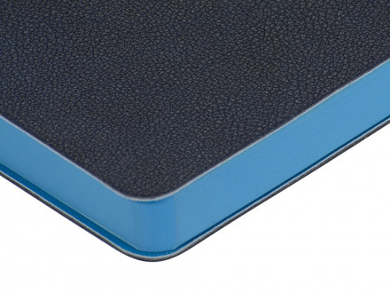 Ежедневник А5 датированный Boston 2027, темно-синий с голубым обрезом