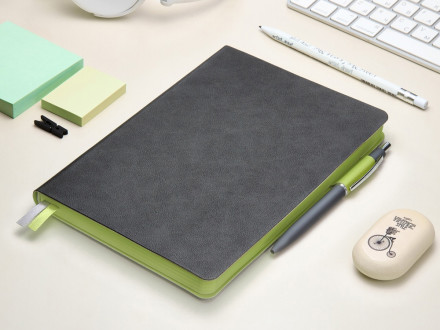 Ежедневник А5 датированный Boston 2027, серый с салатовым обрезом