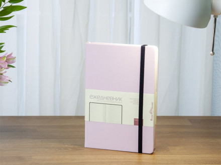Ежедневник А5 недатированный Megapolis Velvet, зефирный розовый