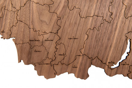 Деревянная карта России с названиями городов, орех