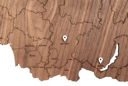 Деревянная карта России с названиями городов, орех