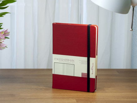 Ежедневник А5 недатированный Megapolis Velvet, ярко-бордовый