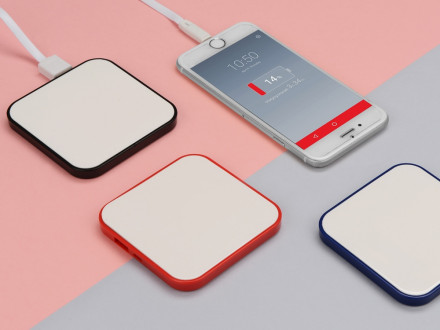 Портативное зарядное устройство (power bank) Квадрум, 2600 mAh, красный