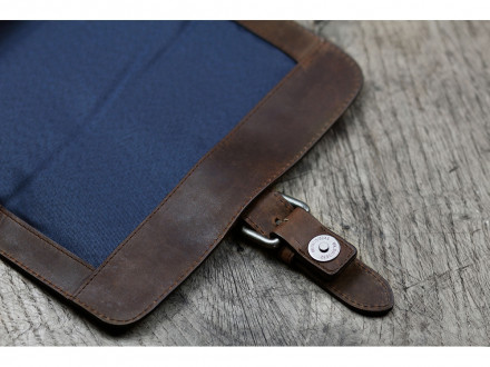 Сумка через плечо KLONDIKE DIGGER Erin, натуральная кожа в темно-коричневом цвете, 32 x 28 x 8 см