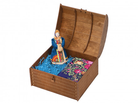 Подарочный набор Ксения: кукла, платок