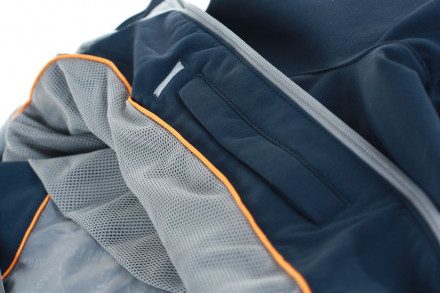 Куртка софтшелл мужская Snyder, черная