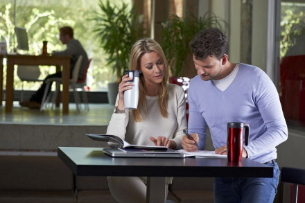 Термостакан Contigo West Loop, вакуумный, белый металлик