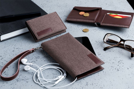 Визитница neatCase, коричневая