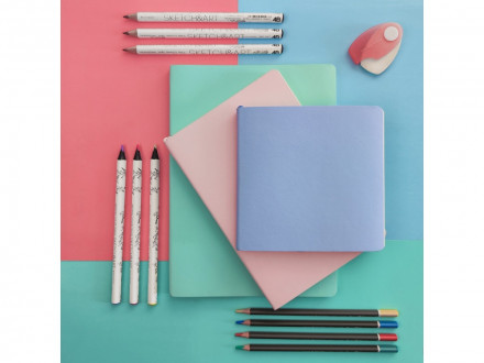 Скетчбук Sketch & Art в мягком переплете 140х210 мм, 100 л. бежевой бумаги 100 гр., голубой