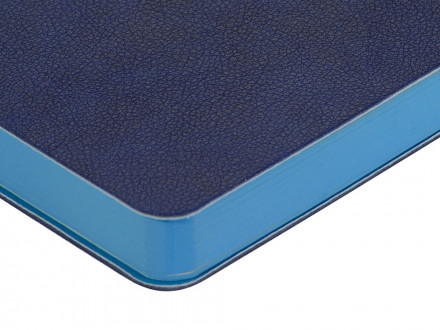 Ежедневник А5 датированный Boston 2026, синий с голубым обрезом