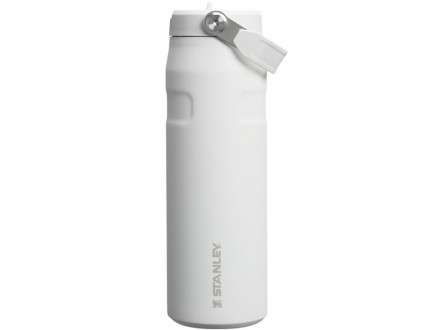 Бутылка для воды объемом 700 мл с откидной трубочкой Stanley IceFlow™ 2.0 - Frosted white