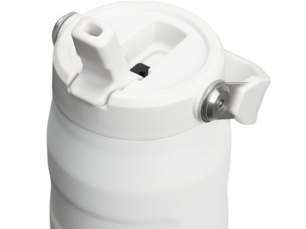 Бутылка для воды объемом 700 мл с откидной трубочкой Stanley IceFlow™ 2.0 - Frosted white