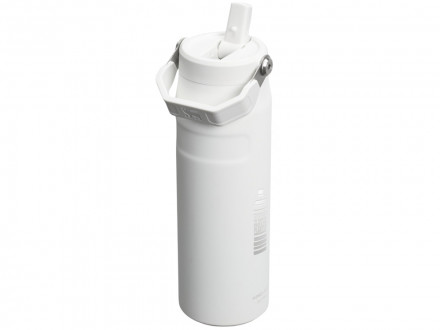 Бутылка для воды объемом 700 мл с откидной трубочкой Stanley IceFlow™ 2.0 - Frosted white