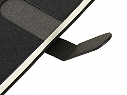 Ежедневник недатированный А5 Status, черный