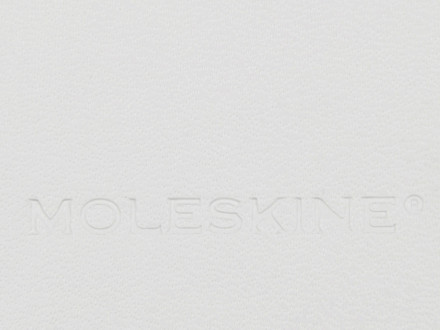 Записная книжка Moleskine Classic (в линейку) в твердой обложке, Medium (11,5x18 см), белый
