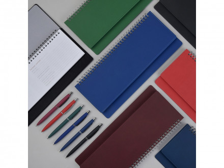 Планинг датированный Velvet 2026, бордовый