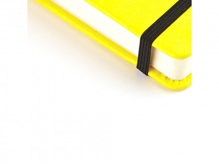 Ежедневник А5 недатированный Megapolis Velvet, желтый