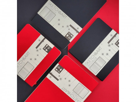 Скетчбук Sketch & Art в мягком переплете 145х145 мм, 100 л. бежевой бумаги 100 гр., красный