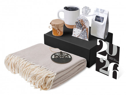 Подарочный набор c пледом, кружкой и вареньем, белый