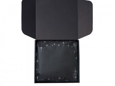 Подарочный набор с варежками, шарфом и термосом,красный