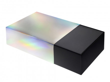 Подарочная коробка с голографическим шубером без печати Aurora, XL, 300х235х105 мм.