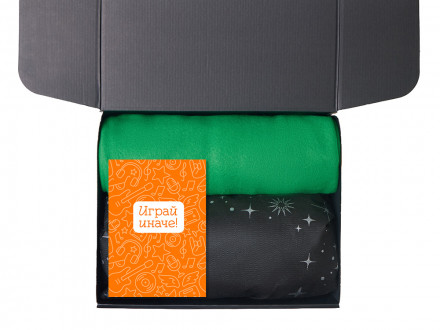 Подарочный набор с пледом, свечой и диффузором, зеленый