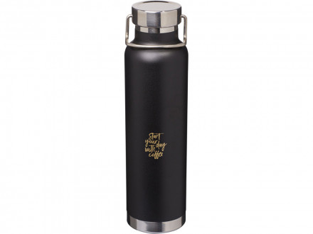 Бутылка для воды с вакуумной изоляцией Thor объемом 650 мл из переработанной нержавеющей стали, сертифицированной по стандарту RCS - сплошной черный