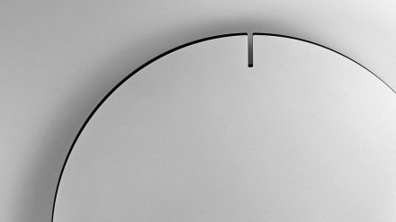 Часы настенные Melancholia Clock, белые