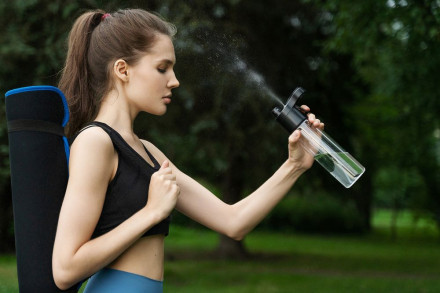 Бутылка для воды с пульверизатором Vaske Flaske, черная