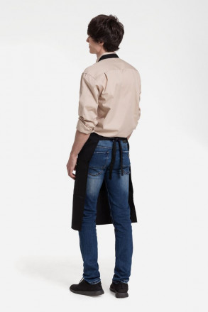 Фартук «Высокий уровень BBQ», черный